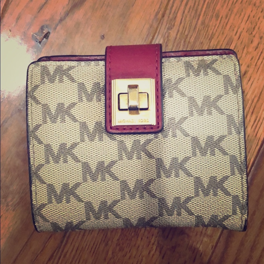 Micheal Kors Wallet